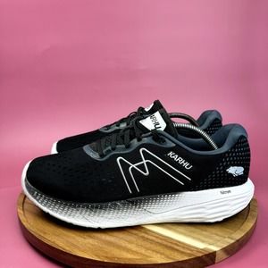 WOMEN"S KARHU IKONI 2.0 SIZE 10.5